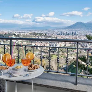 Bed & Breakfast A'luggetella, Naples