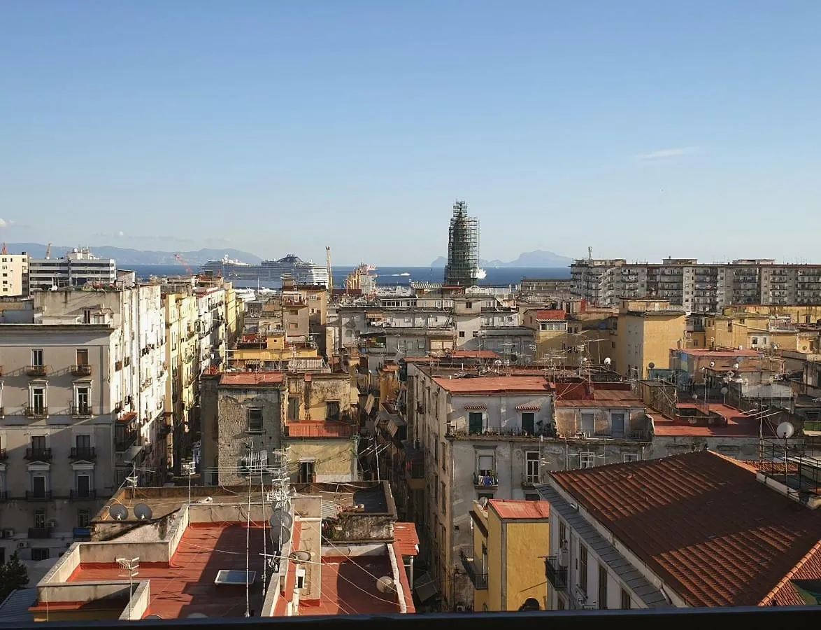 Departure Rooms&Hostels Naples 2*,